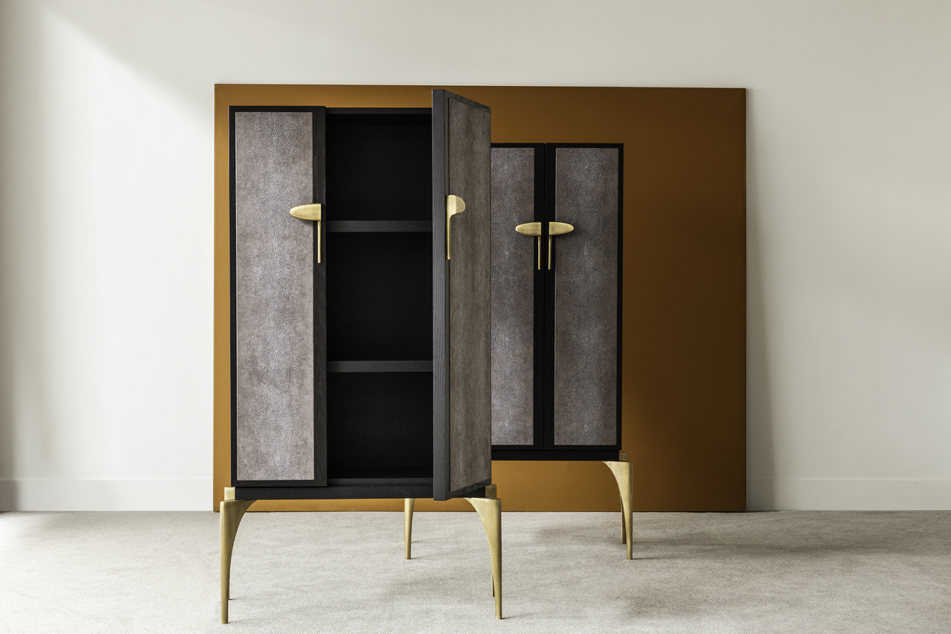 cabinets_manolo_cabinet_hamilton_conte_galeria1.jpg